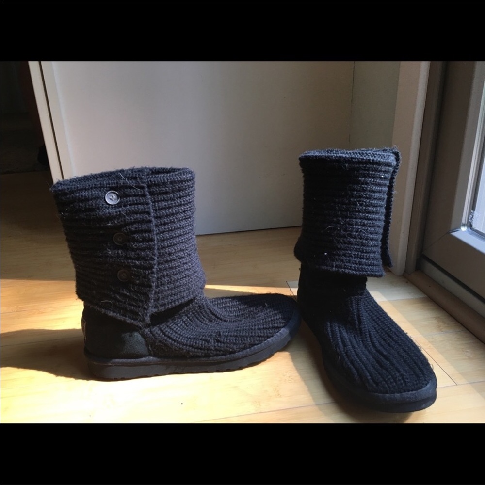 Women’s Uggs Size 9